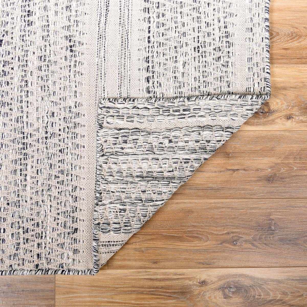 Arabi Wool Area Rug